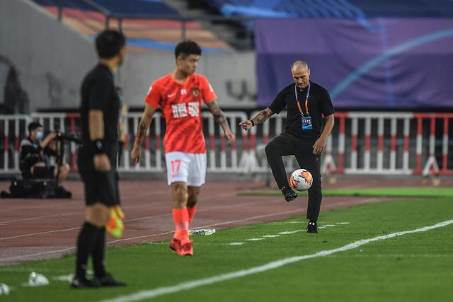 精选双色球专家：聂玉田中715万 秦森504元中二等